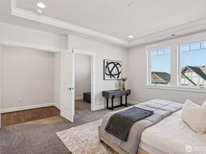 1412 Westridge Way NE, Issaquah WA 98029