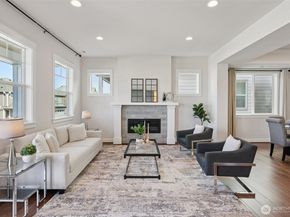 1412 Westridge Way NE, Issaquah WA 98029