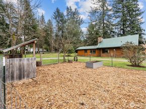 26023 SE 166th Street, Issaquah WA 98027