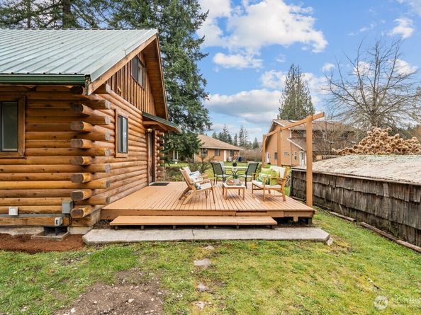 26023 SE 166th Street, Issaquah WA 98027