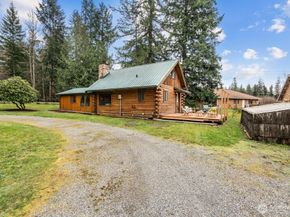 26023 SE 166th Street, Issaquah WA 98027