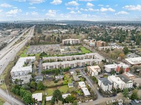 10601 Bagley Avenue N 304, Seattle WA 98133