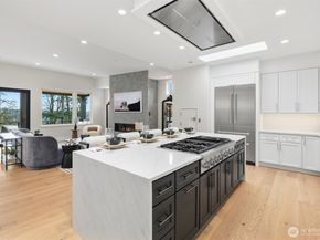 11921 90th Ave NE, Kirkland WA 98034