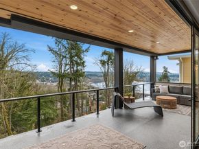 11921 90th Ave NE, Kirkland WA 98034