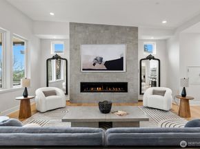 11921 90th Ave NE, Kirkland WA 98034