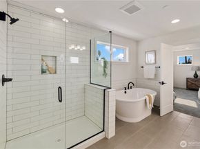 809 211th Place SE, Bothell WA 98021