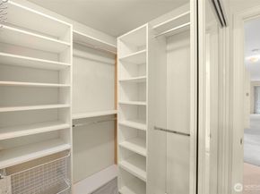 2001 120th Place NE 8104, Everett WA 98208