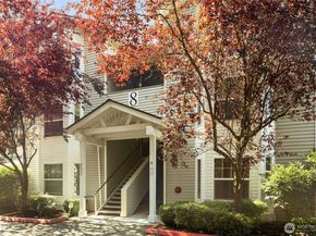 2001 120th Place NE 8104, Everett WA 98208