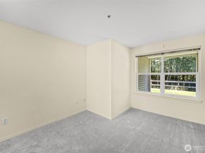 2001 120th Place NE 8104, Everett WA 98208