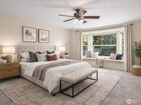 2001 120th Place NE 8104, Everett WA 98208