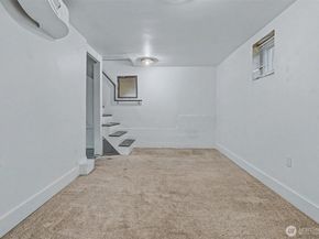 8535 18th Avenue NW, Seattle WA 98117