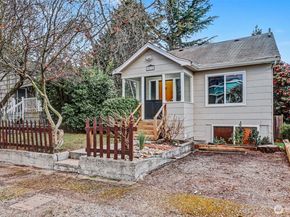 8535 18th Avenue NW, Seattle WA 98117