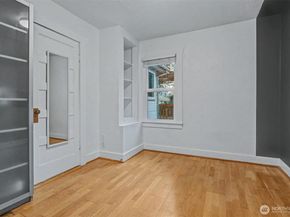 8535 18th Avenue NW, Seattle WA 98117