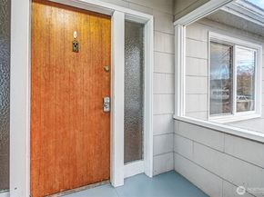 8535 18th Avenue NW, Seattle WA 98117