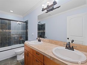 12411 NE 108th Place, Kirkland WA 98033