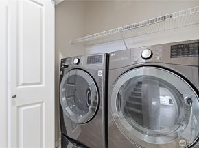 924 7th Avenue NE, Issaquah WA 98029