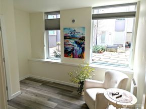 3070 SW Avalon Way E, Seattle WA 98126