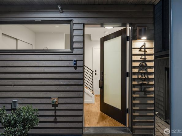4408 D 50th Avenue S, Seattle WA 98118