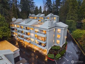 13741 15th Avenue NE C3, Seattle WA 98125