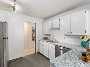 13741 15th Avenue NE C3, Seattle WA 98125