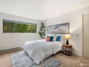 13741 15th Avenue NE C3, Seattle WA 98125