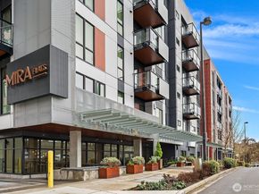 1085 103rd Avenue NE 124, Bellevue WA 98004