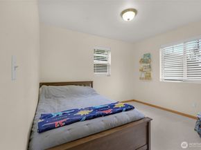 6604 198th Place SW, Lynnwood WA 98036