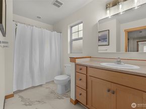 6604 198th Place SW, Lynnwood WA 98036