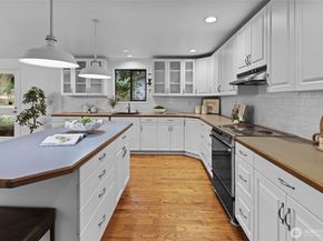 12121 NE 66th Street, Kirkland WA 98033