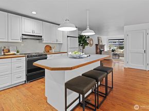 12121 NE 66th Street, Kirkland WA 98033