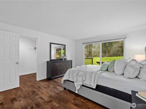 15705 NE 59th Way, Redmond WA 98052