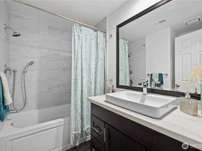 15705 NE 59th Way, Redmond WA 98052