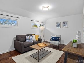 15705 NE 59th Way, Redmond WA 98052