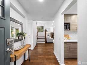 15705 NE 59th Way, Redmond WA 98052