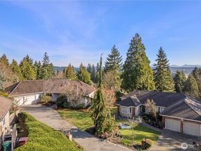15728 NE 61st Ct, Redmond WA 98052