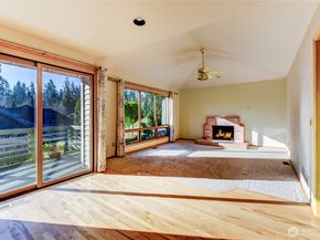 15728 NE 61st Ct, Redmond WA 98052