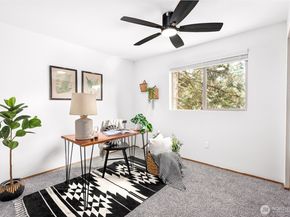 13922 Manor Way, Lynnwood WA 98087