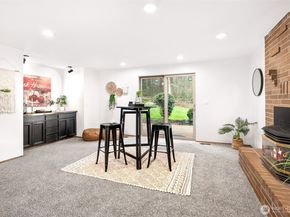 13922 Manor Way, Lynnwood WA 98087