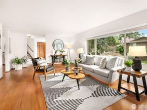 13922 Manor Way, Lynnwood WA 98087