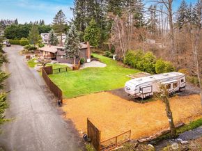 13922 Manor Way, Lynnwood WA 98087