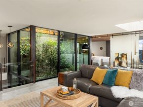 122 10th Avenue, Kirkland WA 98033