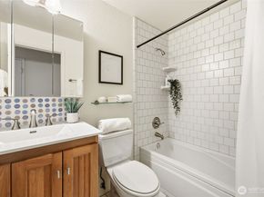 1965 12th Avenue W 403, Seattle WA 98119