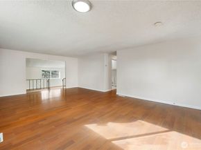 2877 Clare Ave, Bremerton WA 98310