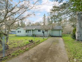 2877 Clare Ave, Bremerton WA 98310