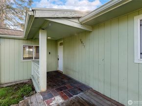 2877 Clare Ave, Bremerton WA 98310