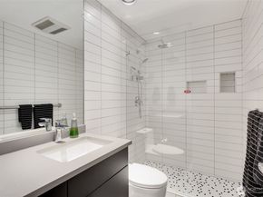 98 Union Street 206, Seattle WA 98101