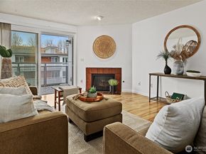 10501 8th Avenue NE 406, Seattle WA 98125