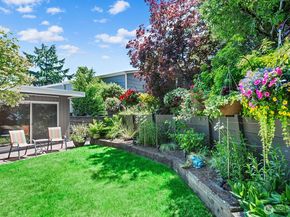 3439 24th Avenue W, Seattle WA 98199