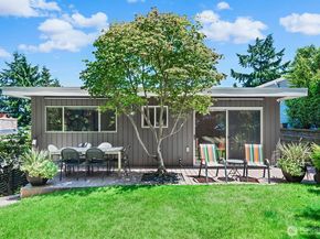 3439 24th Avenue W, Seattle WA 98199