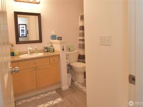 15026 40th Avenue 14302, Lynnwood WA 98087